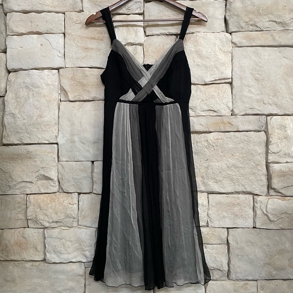 Dresses & Skirts - VINTAGE Silk Dress